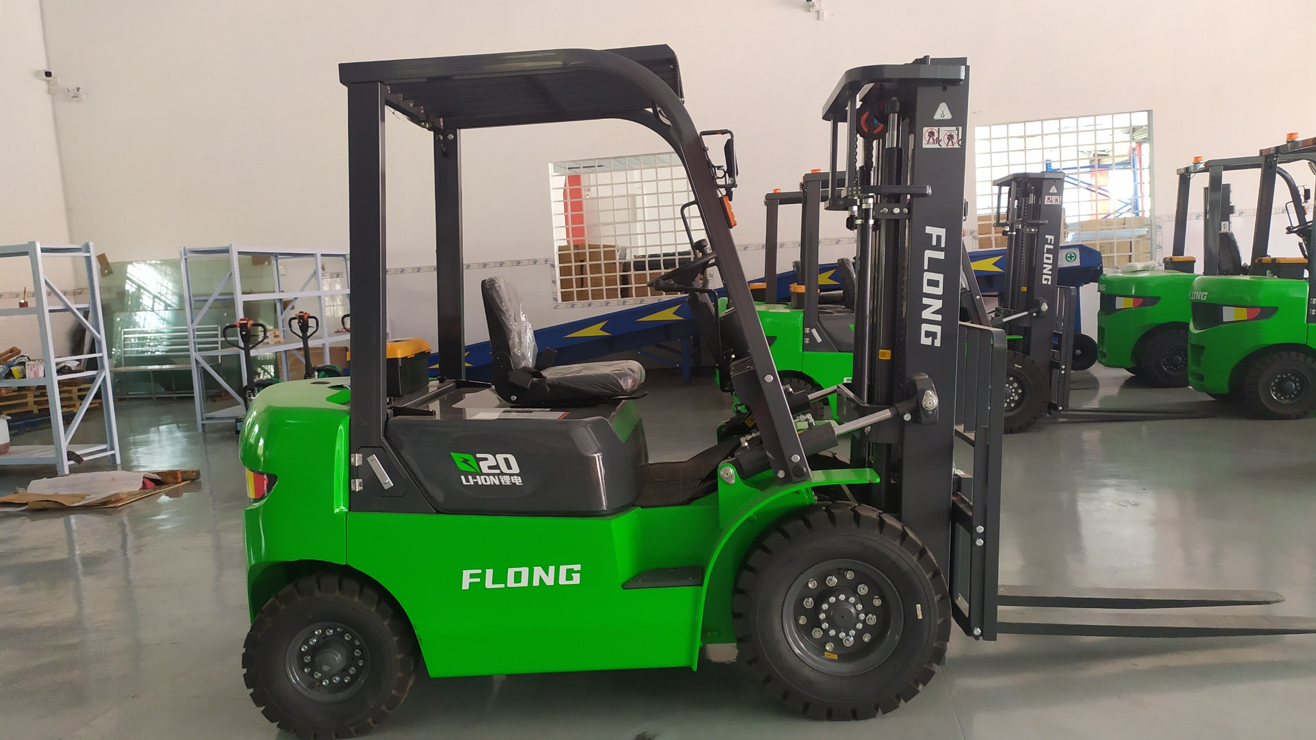 87GIỚI THIỆU VỀ XE NÂNG ĐIỆN FLONG