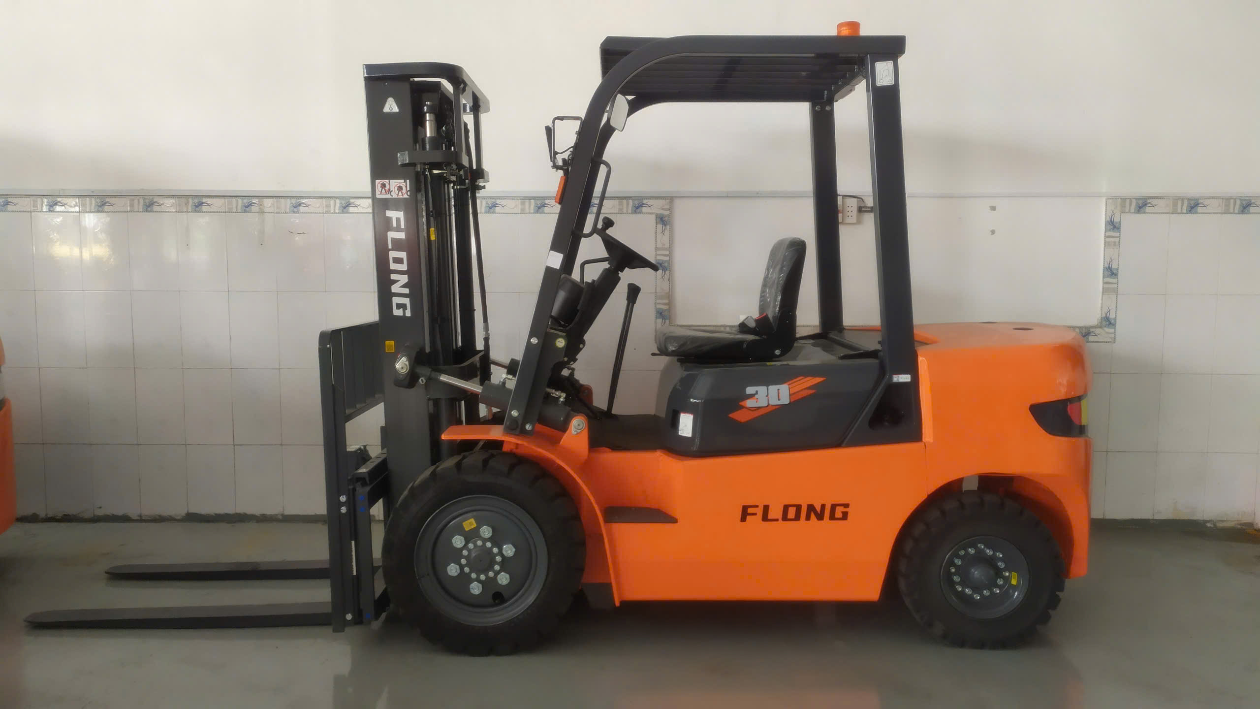 Xe nâng diesel 3 tấn